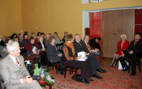 Sambūrio dalyviai, priekyje - Viešintų krašto tyrinėtojas Tautvilis Uža.